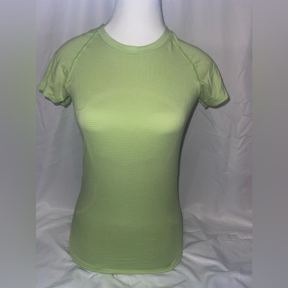 LULULEMON SWIFTLY TECH 2.0💚 - Picture 1 of 2